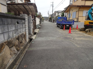 【前面道路含む現地写真】 | 川西市大和東2丁目16の14　　新築一戸建て