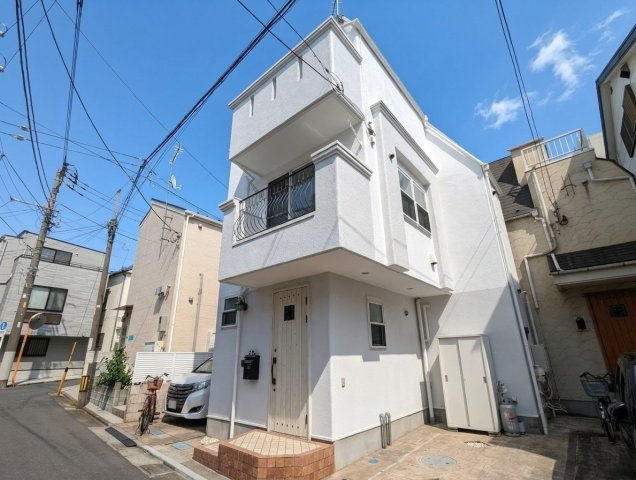 板橋区大原町の外観|新規リフォーム戸建につき、新生活を快適にスタートしていただけます