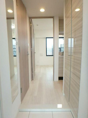 【玄関】 | ガーラ・ステーション横浜大口