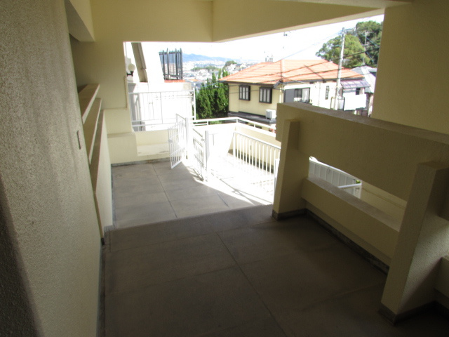 西宝仁川マンションのロビー