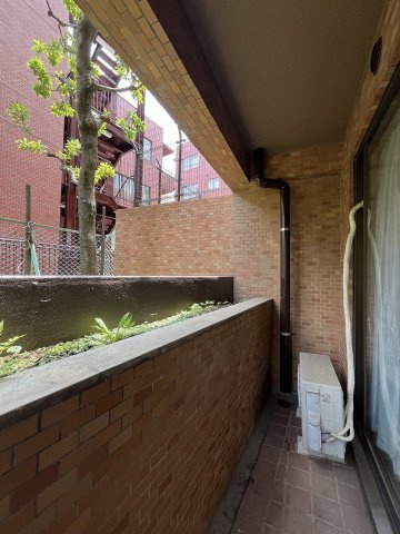 スカイプラザ赤坂のバルコニー|落ち着いた時間を過ごせるバルコニーです