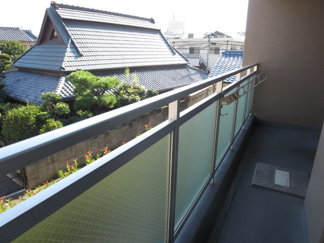 サニーコート江坂Ⅰのバルコニー|※参考画像（階数が異なります）