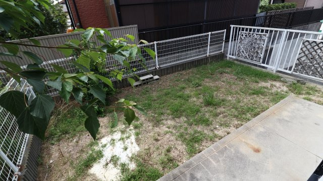 エクセルハイツ桃山のバルコニー