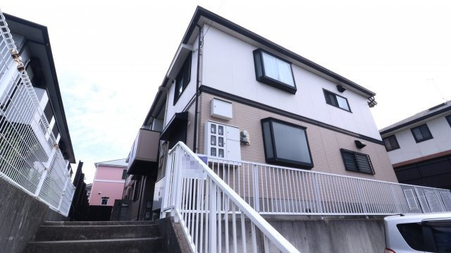 エクセルハイツ桃山の外観