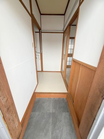 広島市西区庚午北１丁目の賃貸マンションの玄関