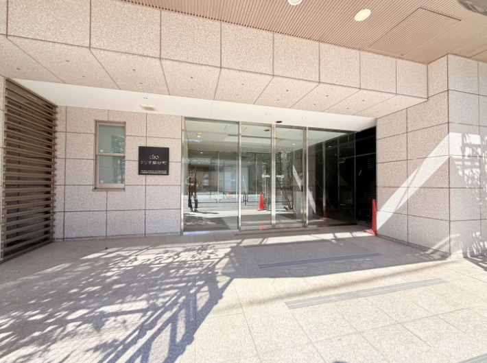 クリオ南砂町　4階　空室　角　部屋　2013年築のエントランス