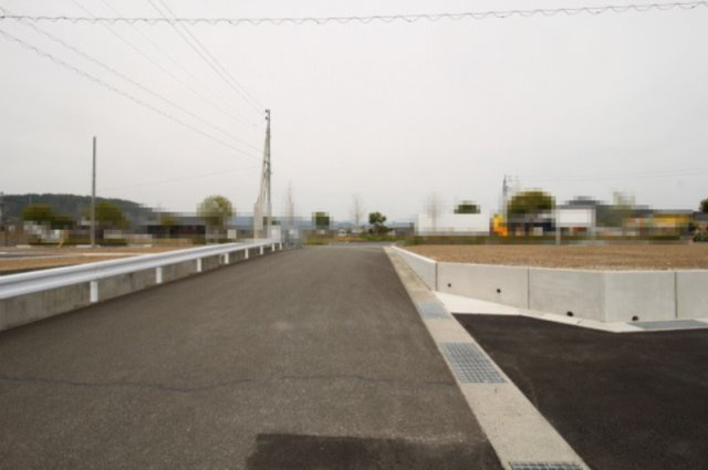 土佐市高岡町丙（全26区画）5号地　建築条件なし　売土地の前面道路含む現地写真|5号地　196.07㎡　（約59.31坪）