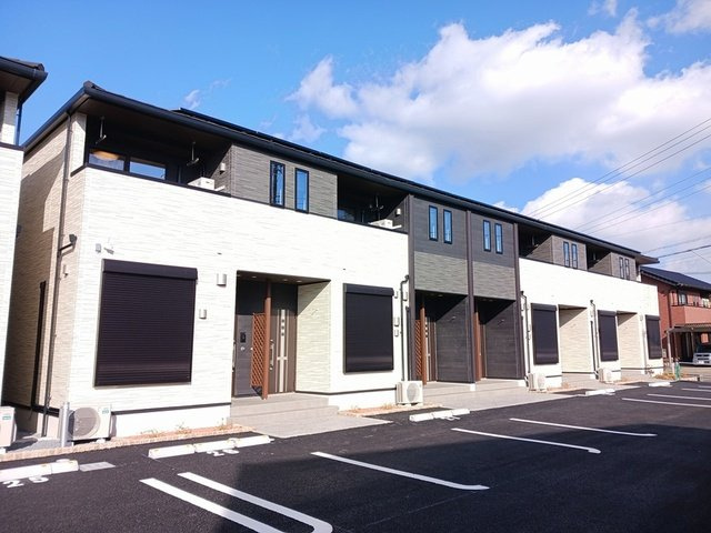 ルミナーレ荒川沖　Ⅱの外観|2階建てアパートです