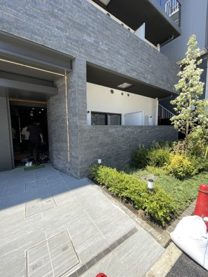 【エントランス】 | エストゥルース横浜蒔田