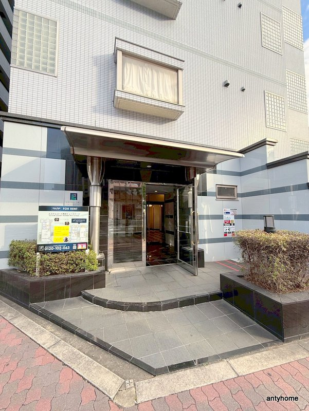 エステムコート難波ミューステージ　仲介手数料無料のロビー