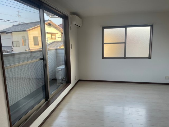 ビオス田島Ⅱの居間・リビング