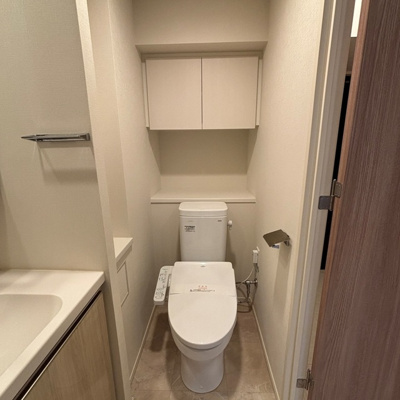 【トイレ】 | パークアクシス新宿百人町 | ※写真は同タイプ住戸です。