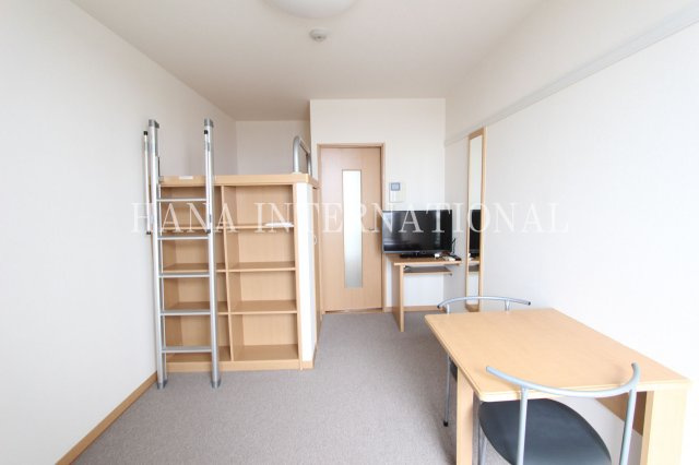 レオパレスプランドール稲城の内装