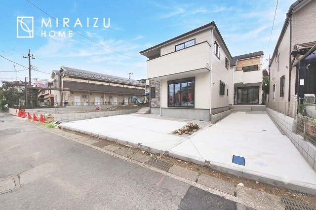 【前面道路含む現地写真】 | 日当たりの良いお家は嬉しいですよね。それぞれ価値観が分かれる箇所です、実際に内覧して日当たりの心地よさをご体感下さいね♪