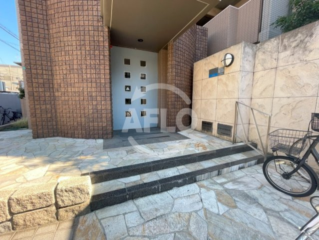 コンフォールアビタシオン(加美北小学校区)のエントランス|コンフォールアビタシオン　エントランス