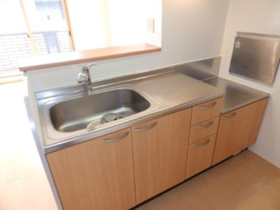 【キッチン】 | リビングタウン朝田 B棟 | 同間取り別部屋写真です。