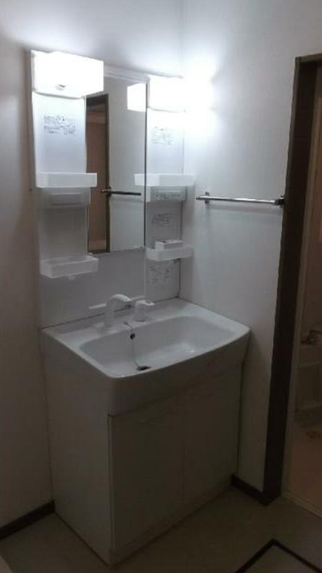 ツインヒルの独立洗面台