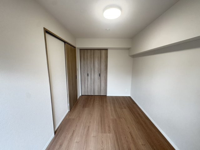 【洋室】シャトー三愛 
