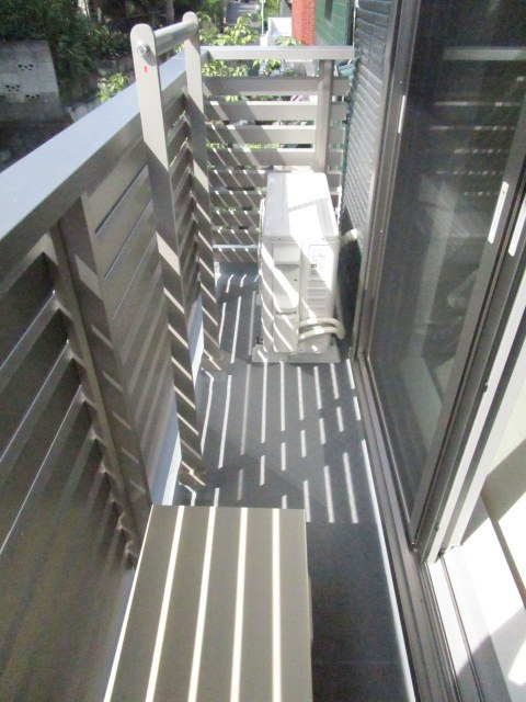 サンライズ下北沢のバルコニー