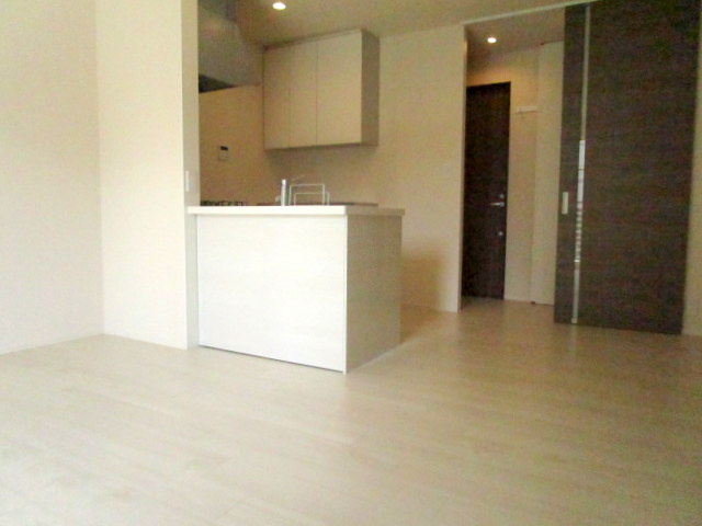 サンライズ下北沢の居間・リビング