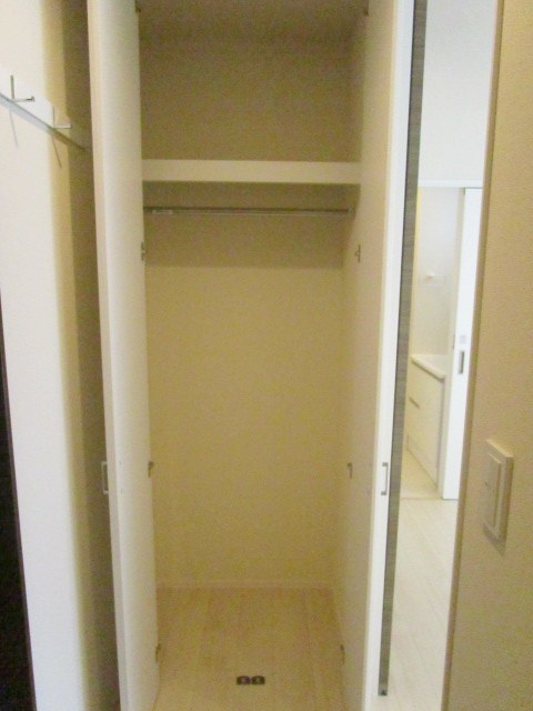 サンライズ下北沢の居間・リビング