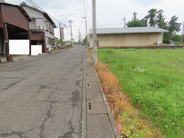 坂戸市善能寺売地の前面道路含む現地写真