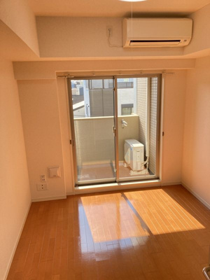 【居間・リビング】 | エステムプラザ横濱みなとみらいWEST