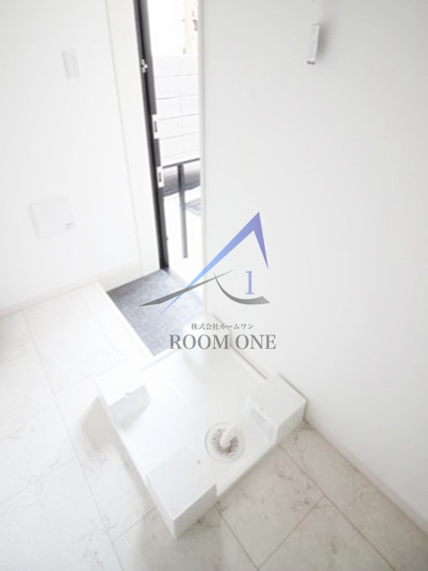 オリーブレジデンス東中野の設備|洗濯機置き場です。