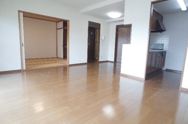 ハーモパレス福岡の居間・リビング