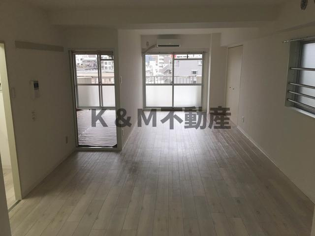 ＴＱレジデンス柏の居間・リビング|おしゃれなリビングです