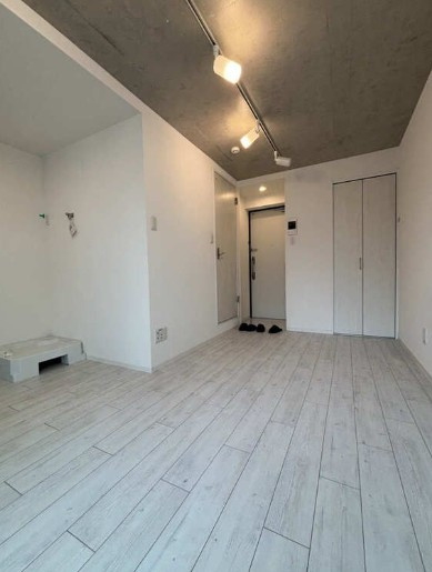 足立区千住緑町２丁目の賃貸マンションの居間・リビング