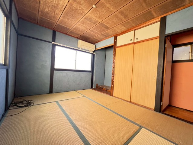 髙野貸家の寝室
