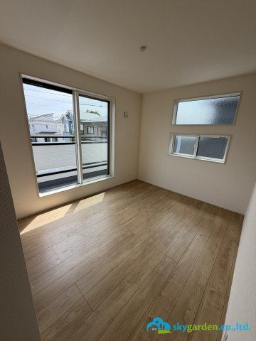 平塚市達上ヶ丘　新築戸建　全2棟2号棟の子供部屋