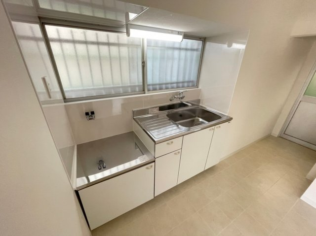 塩屋町字大谷貸家のキッチン