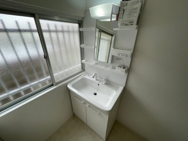 塩屋町字大谷貸家の洗面所