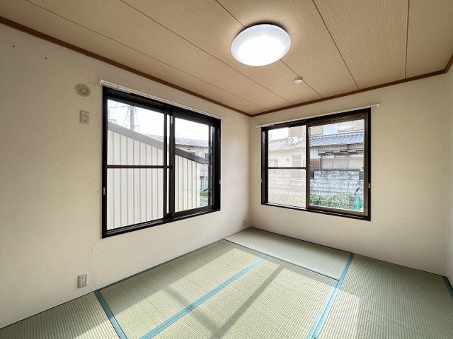 ソファレ錦織の和室