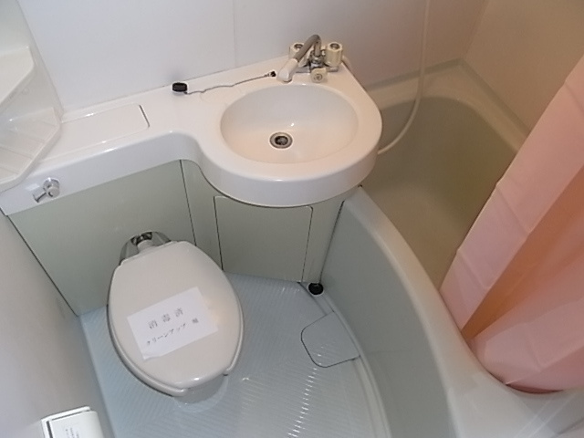 ラ・フェ・ブランシュ岡本のトイレ