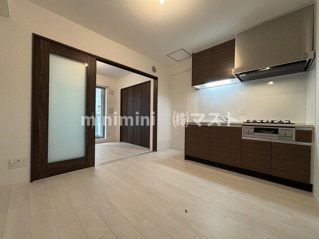 Forest Court　南大江公園の居間・リビング