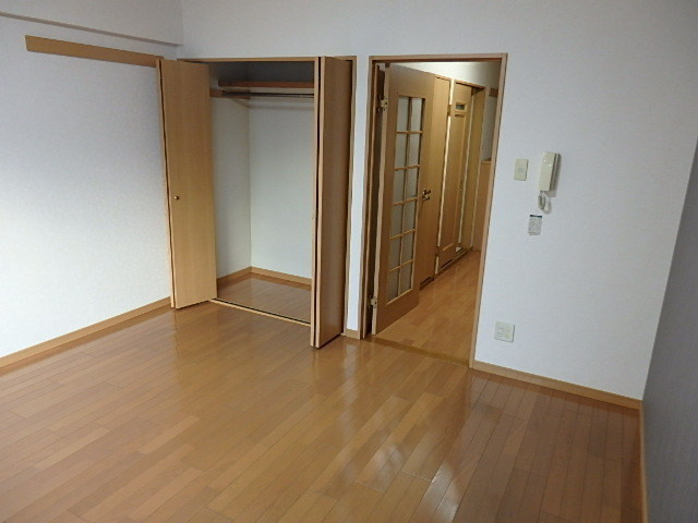 【居間・リビング】フレンドリー壱番館