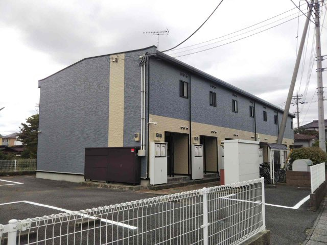 レオパレス花みずきの駐車場