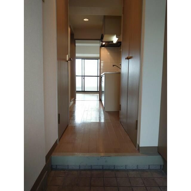 菱和パレス立教通りの玄関