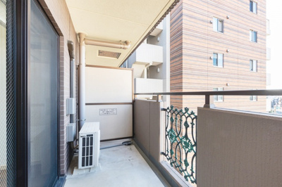 【バルコニー】 | グリフォーネ横浜・伊勢町弐番館