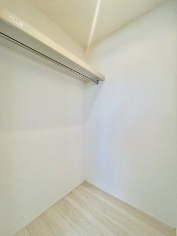 太田市新田上江田町の収納|ウォークインクローゼットは、２部屋に♪