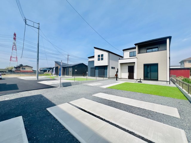 太田市新田上江田町の前面道路含む現地写真|車の通りも少なく駐車も楽々♪