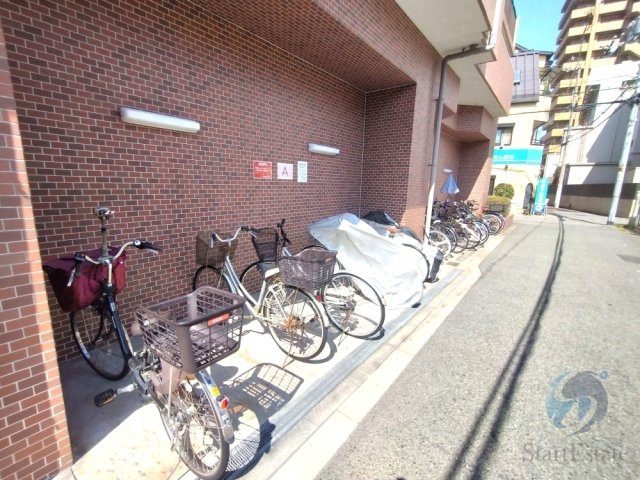 【駐輪場】の画像