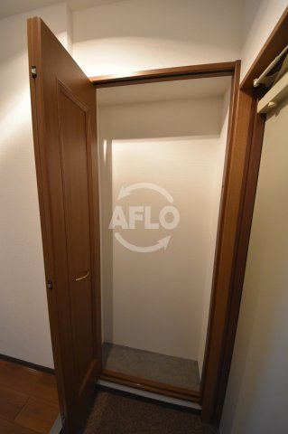 ロイヤルクイーンズパークの玄関|ロイヤルクイーンズパーク　玄関収納