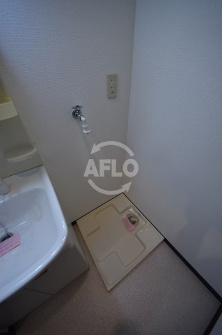 ロイヤルクイーンズパークの設備|ロイヤルクイーンズパーク　室内洗濯パン