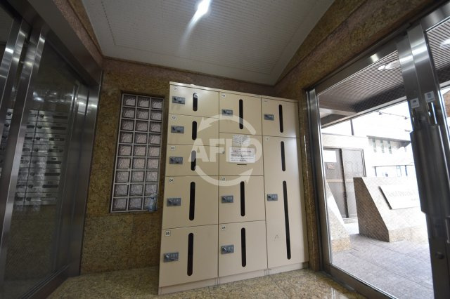 ロイヤルクイーンズパークのその他共用部分|ロイヤルクイーンズパーク　宅配ＢＯＸ