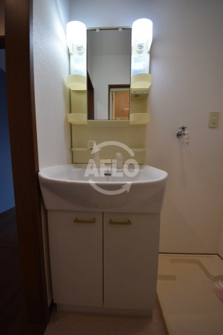 ロイヤルクイーンズパークの独立洗面台|ロイヤルクイーンズパーク　独立洗面化粧台