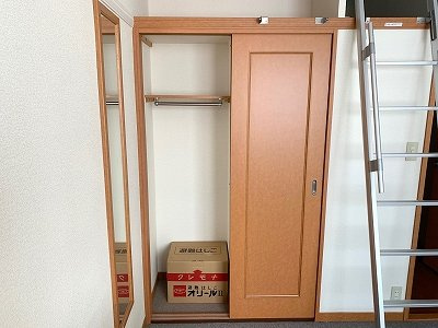 レオパレスりんどうの内装|明るい色調の室内です